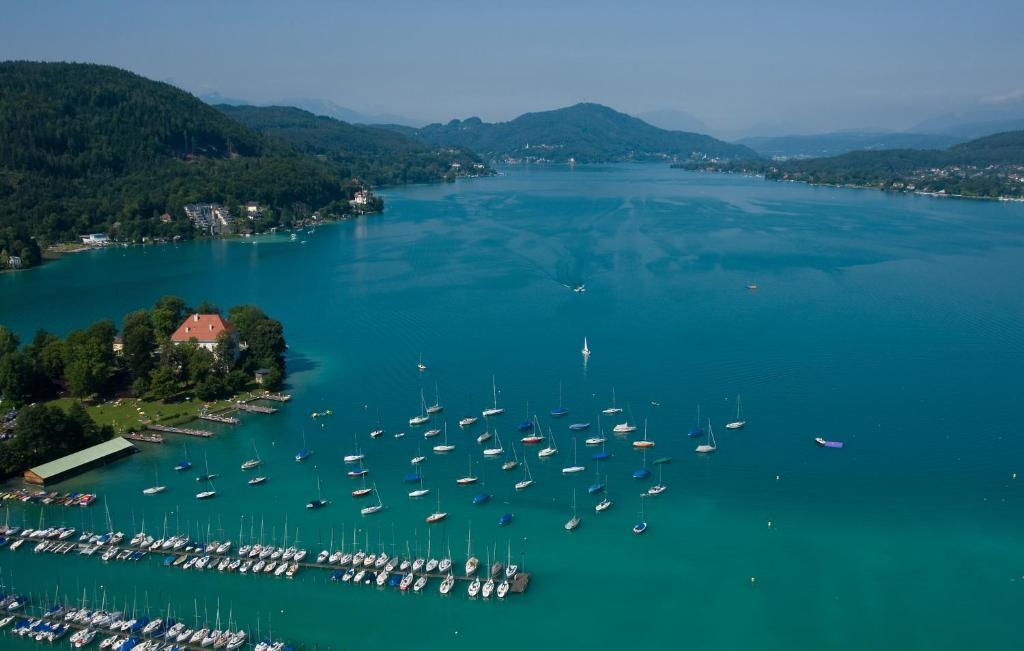 Hotel Geyer Klagenfurt am Woerthersee Exterior photo