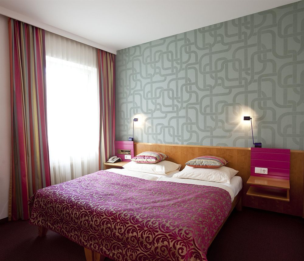 Hotel Geyer Klagenfurt am Woerthersee Exterior photo